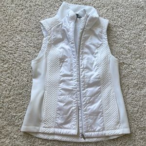White Athleta quilted vest